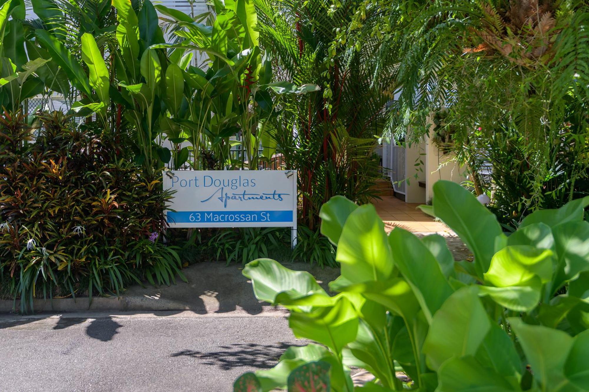 Port Douglas Apartments - Adults Only Oasis Exterior foto